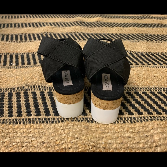 Steve Madden platform sandals - Picture 3 of 4
